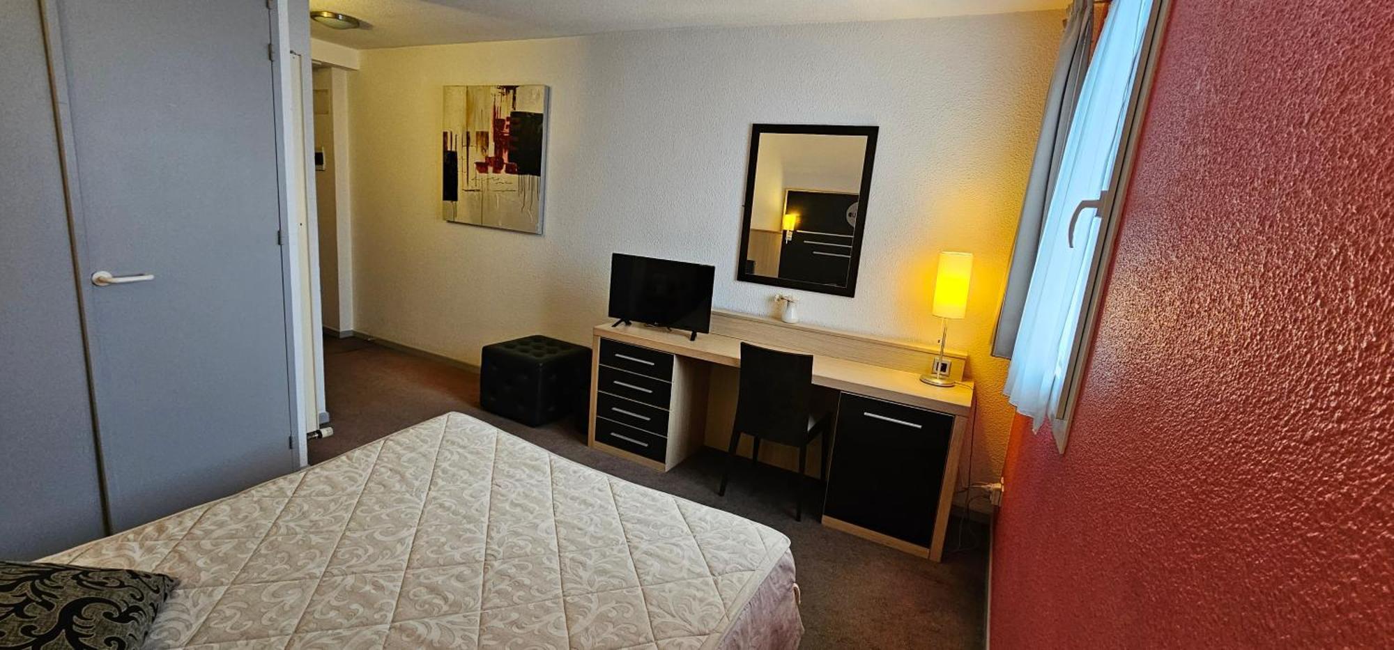 Hotel Lyon Sud, Pierre Benite, St Genis Laval Exterior photo