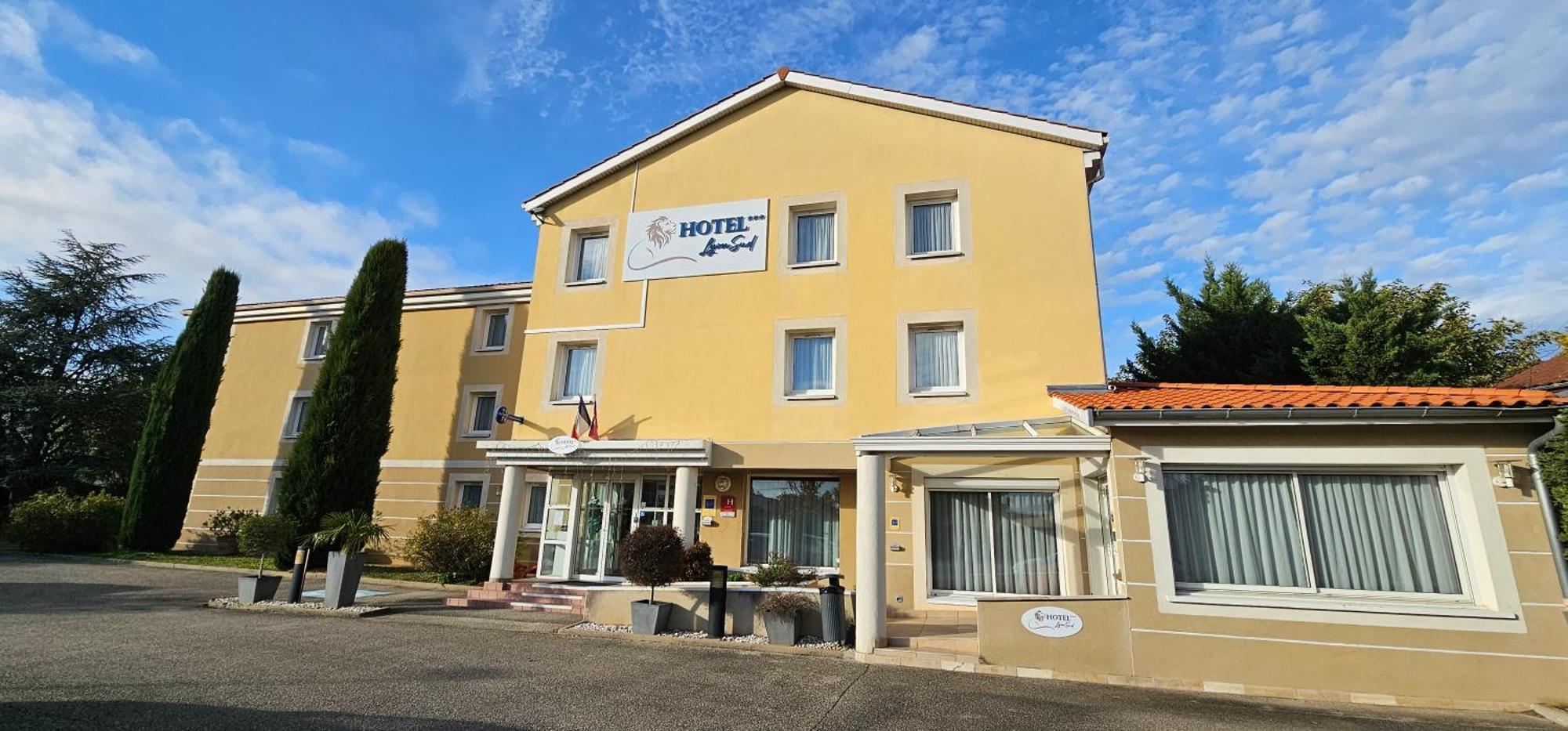 Hotel Lyon Sud, Pierre Benite, St Genis Laval Exterior photo